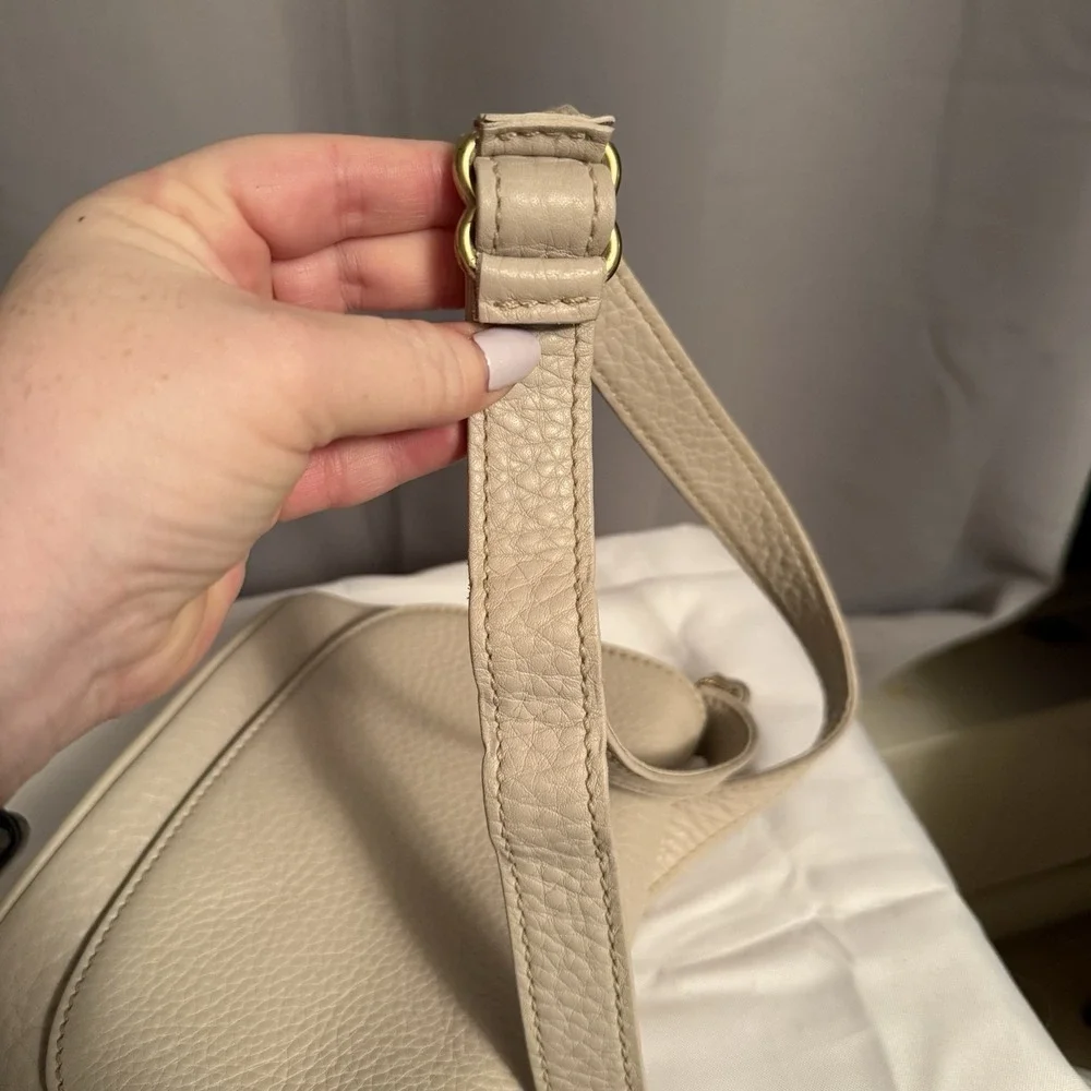 Vintage Coach Sonoma Small Flap Bag Natural Grain Leather Crossbody Parchment